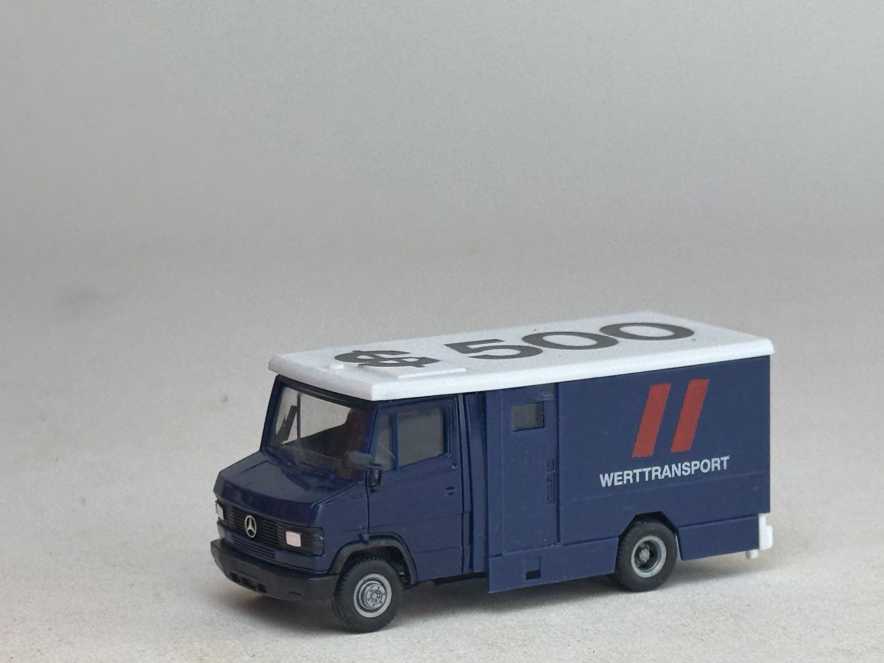 Preiser Modellini d'auto: VE1- Preiser Mercedes Werttransporter – Usato da Elm venduto da Wikmtz
