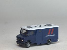 VE1- Preiser Mercedes Werttransporter