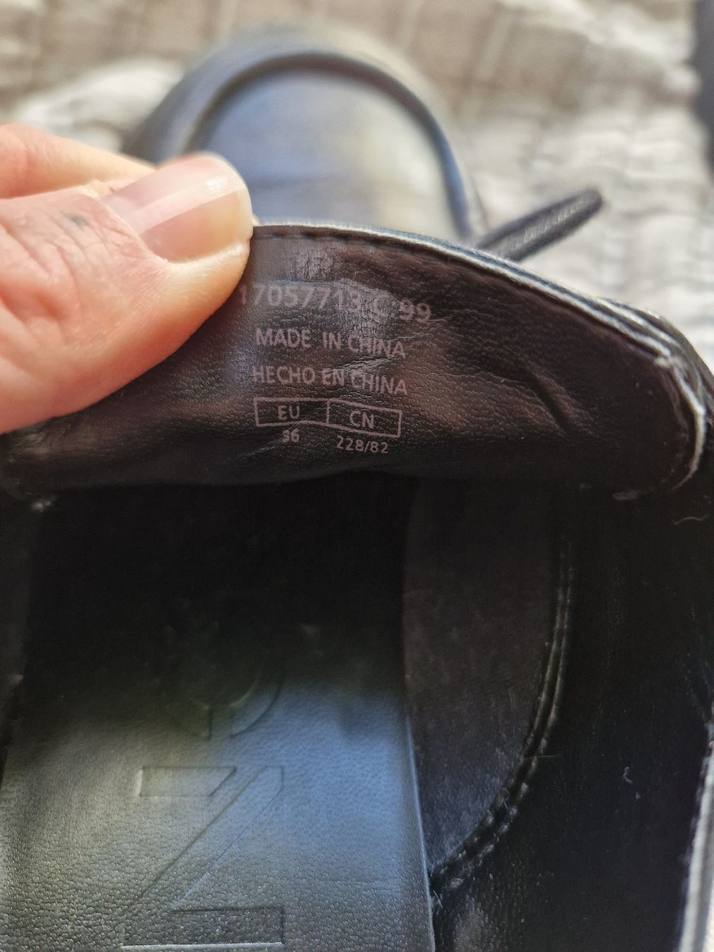 Mango Scarpe da donna: Schwarze Leder Loafers – Usato da Lachen SZ venduto da janapolar 3