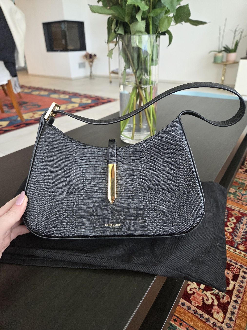 Demellier Borse da donna: Demellier Leather Tokyo Shoulder Bag – Nuovo (secondo la descrizione) da Forch venduto da nbi_7srt 1