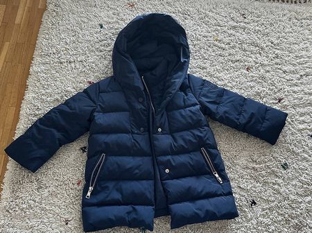 À vendre veste hiver iper chaud 3/4ans 