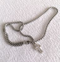 Edelstahl Barclet mit kreuz Anhänger Top Qualität
