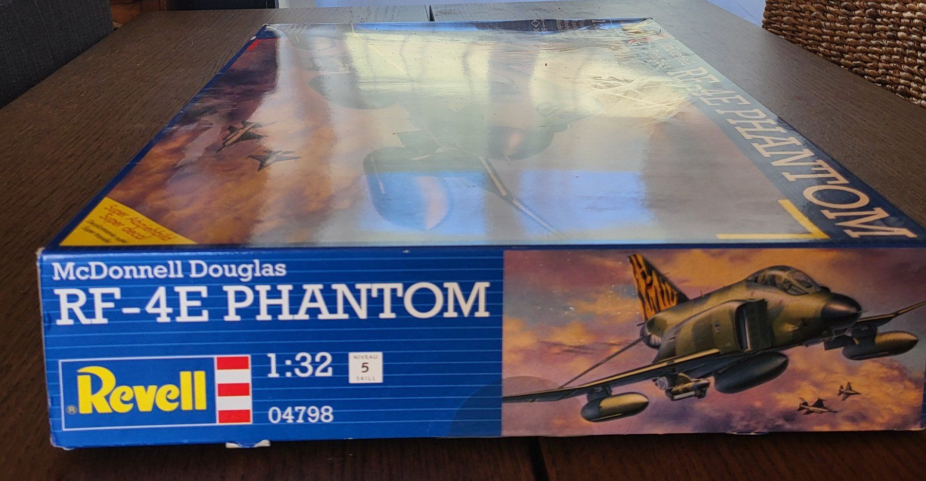 Revell Kit di modellismo & Modellini statici: REVELL 1/32 04798 McDONNELL DOUGLAS RF-4E PHANTOM – Usato da Sonceboz-Sombeval venduto da ant_cd5j 1
