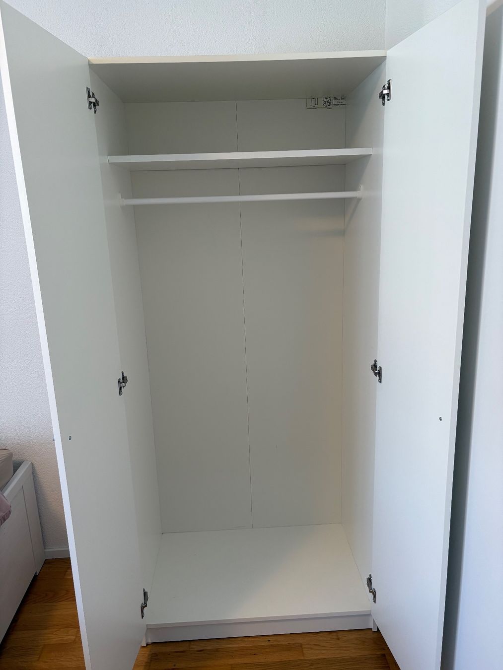 Ikea Schränke: IKEA Kleiderschrank – Gebraucht aus Wetzikon ZH von aur_n5rt 1