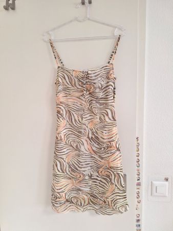 Leichtes Sommerkleid mit Muster — Gr. 36 — wie NEU