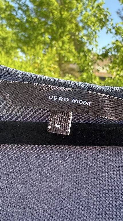 Tuniche: Dunkelblaue Tunika Vero Moda Gr. M – Usato da Reinach BL venduto da Enodel 1