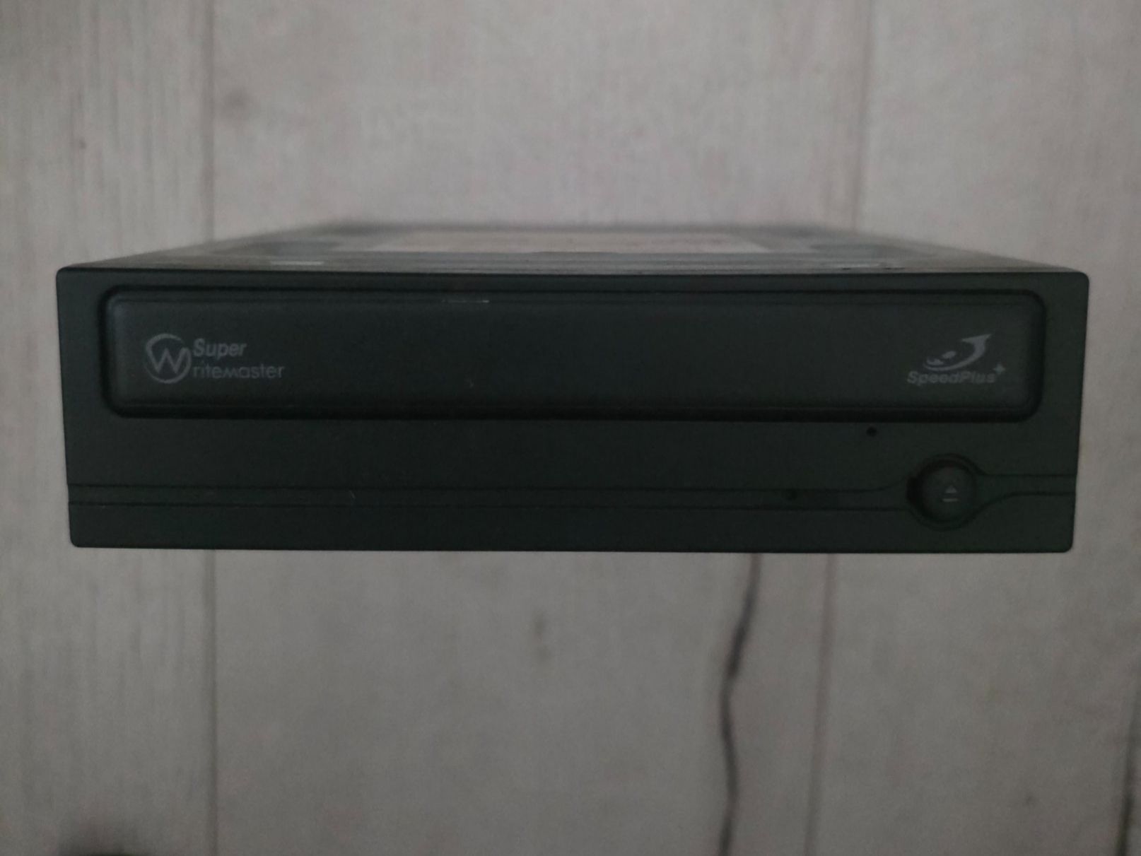 Aufnahmegeräte: Lecteur / Graveur de CD et de DVD RW – Gebraucht aus Jouxtens-Mézery von ger_hpd5