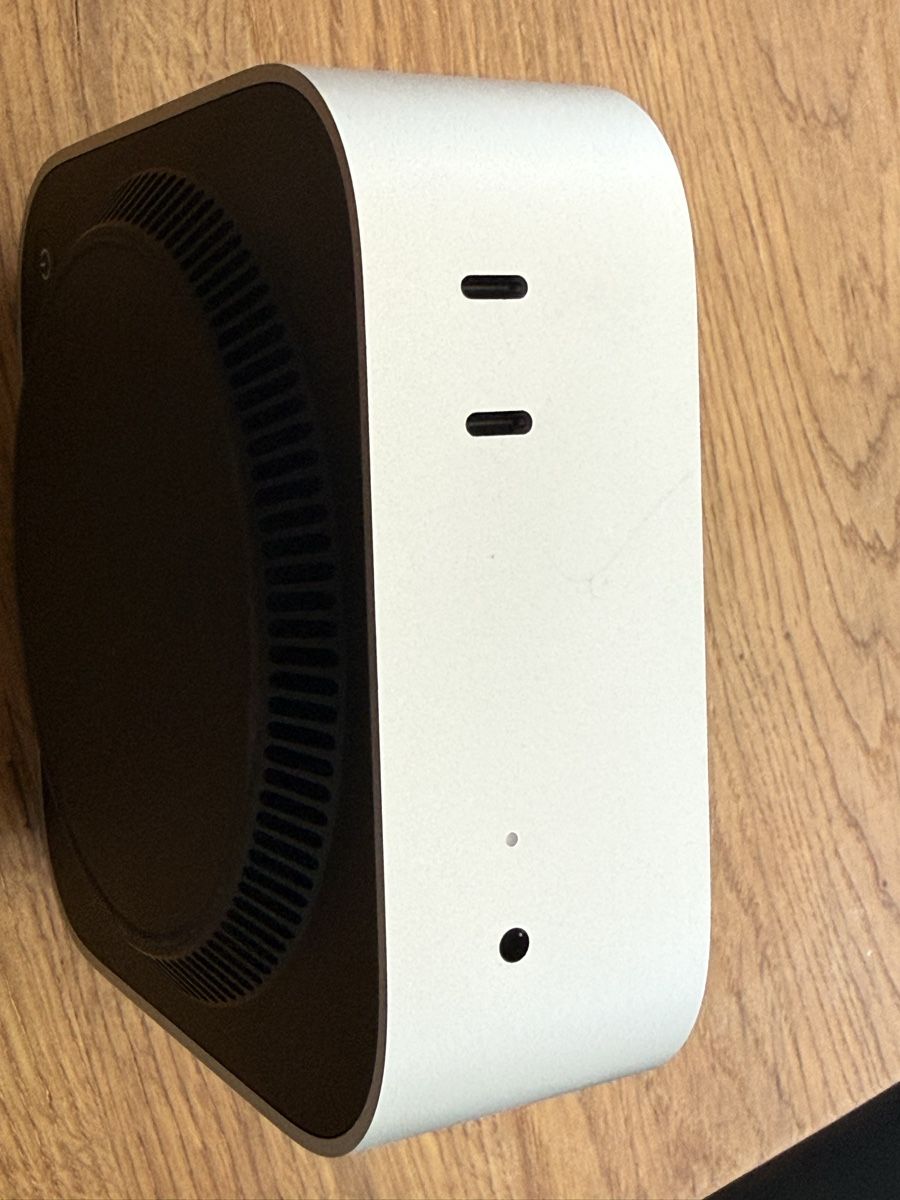 Apple PC: MacMini M4 24GB – Nuovo (secondo la descrizione) da Meisterschwanden venduto da Macteddy 1