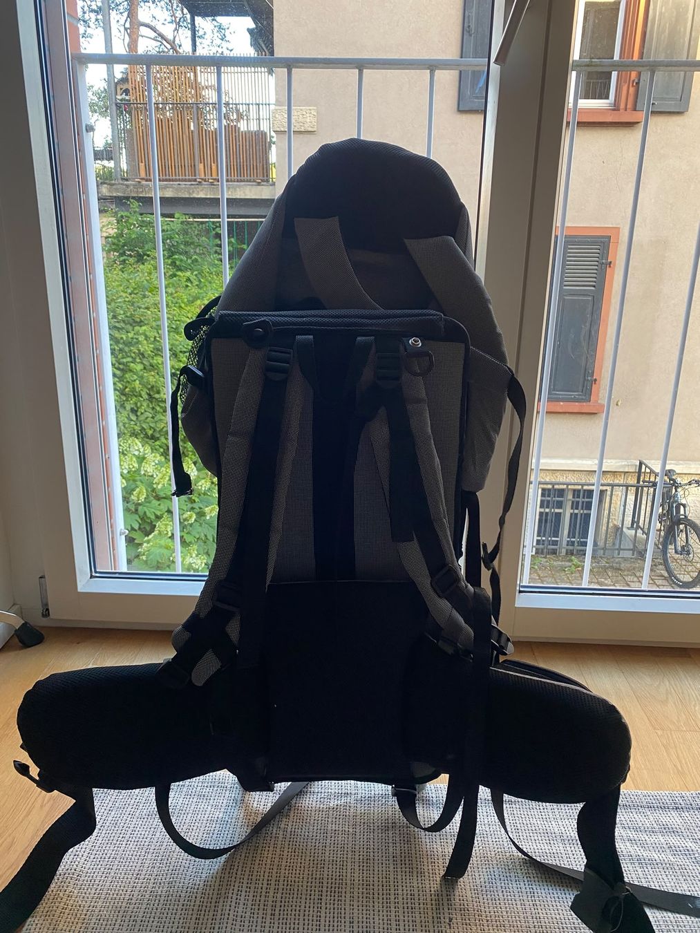Marsupi portabebè: Babytrage/ Tragerucksack – Usato da Bottmingen venduto da Elv88 1