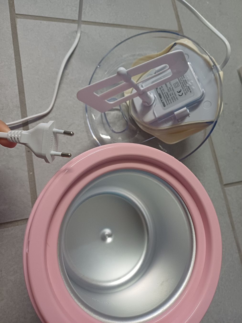 Küchengeräte: Emerio Ice Cream Maker pink used – Gebraucht aus Brugg AG von Chaes-chueechli 1
