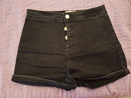 Denim Shorts schwarz Grösse 38 guter Zustand