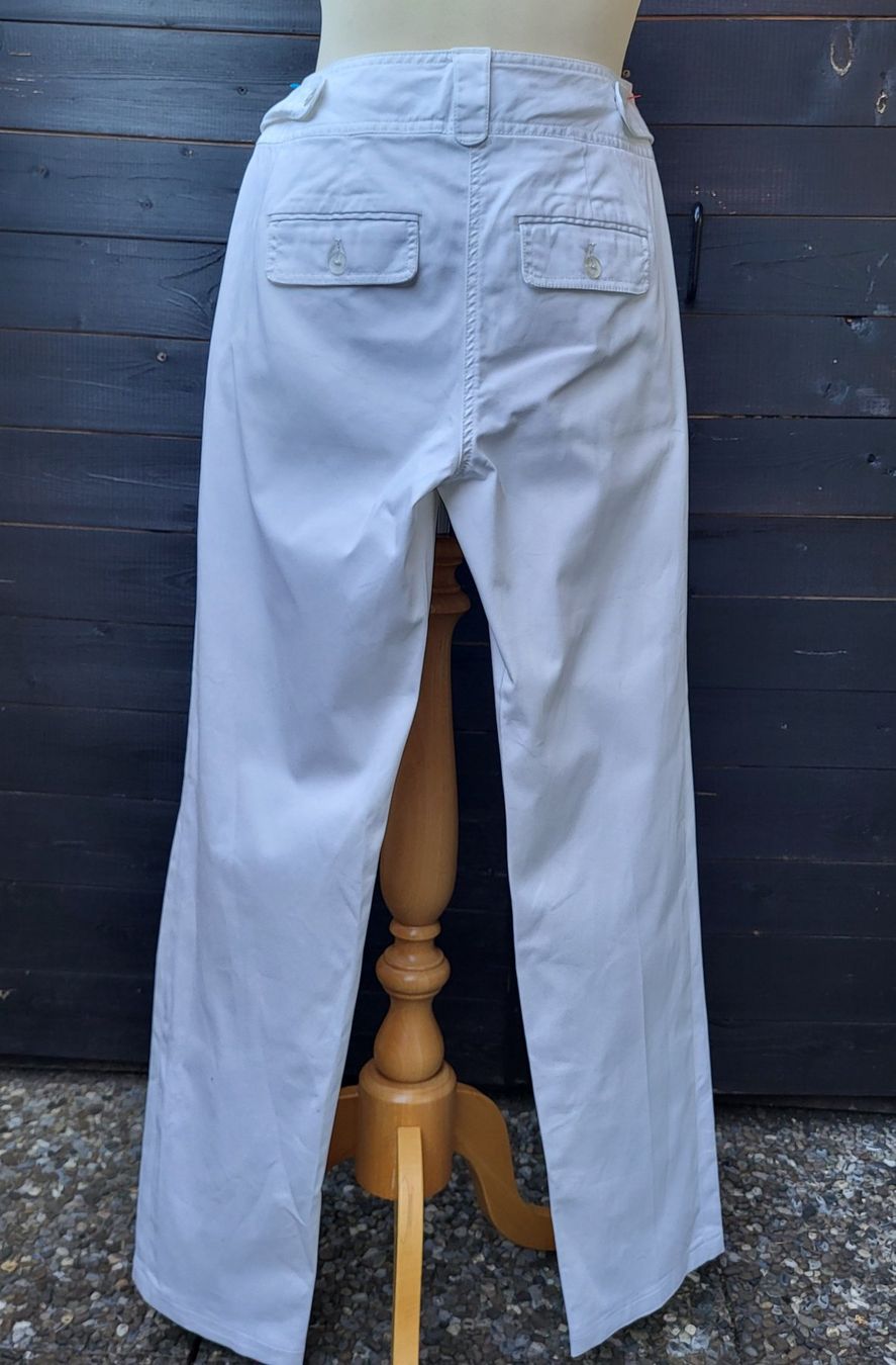 Pantalons: Pantalon blanche en coton – D'occasion à Fribourg par VictoriaShop7 1