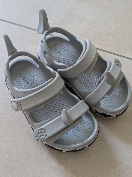 Crocs Crocband Cruiser Sharks Badesandale, Gr. 24/25 C8 (Gebraucht) in ...
