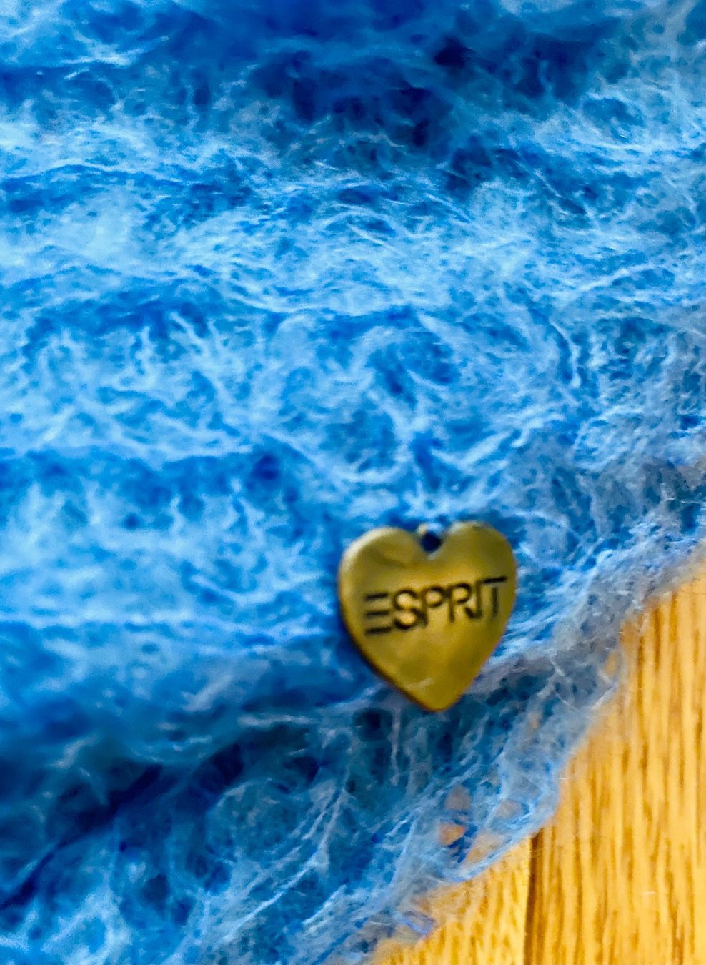 Esprit Foulards & écharpes: Loopschal von ESPRIT – D'occasion à Stansstad par ale_86g5 1
