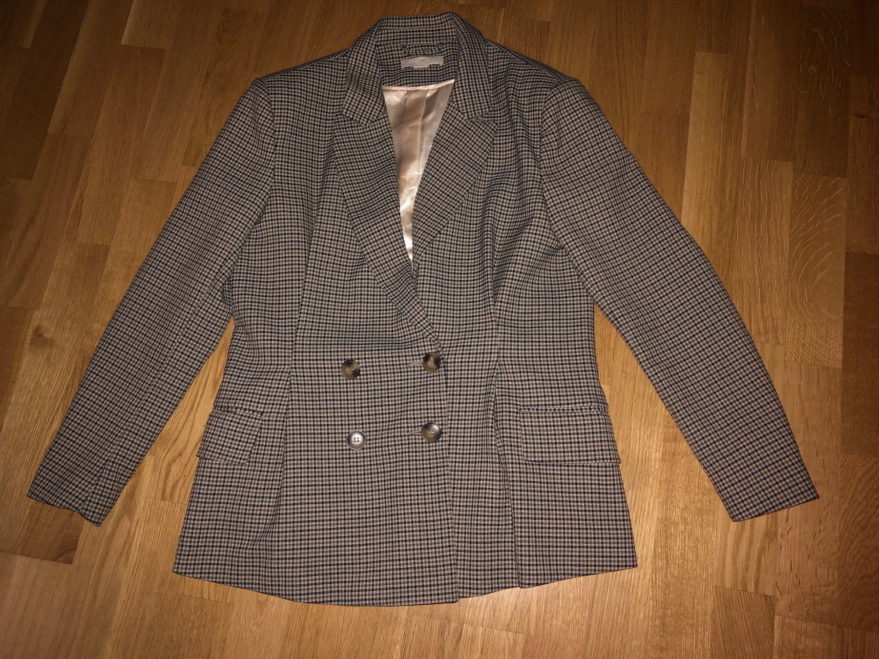 Jacken: Blazer kariert von H&M Gr. 42 – Gebraucht aus Gossau SG von Gusho 2