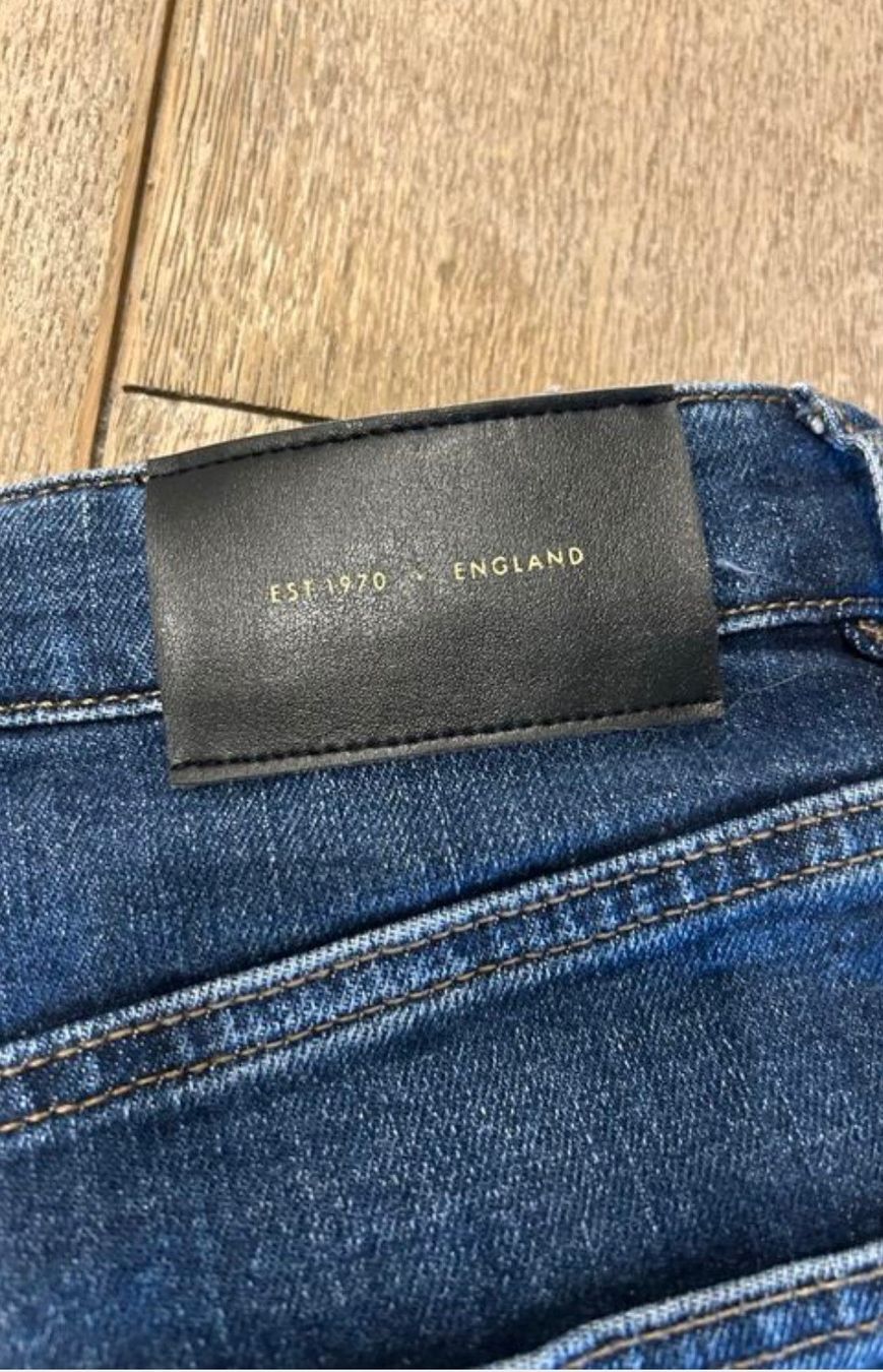 Jeans: Jigsaw Jeans England 28 – Nuovo (secondo la descrizione) da Chur venduto da djovanna 4