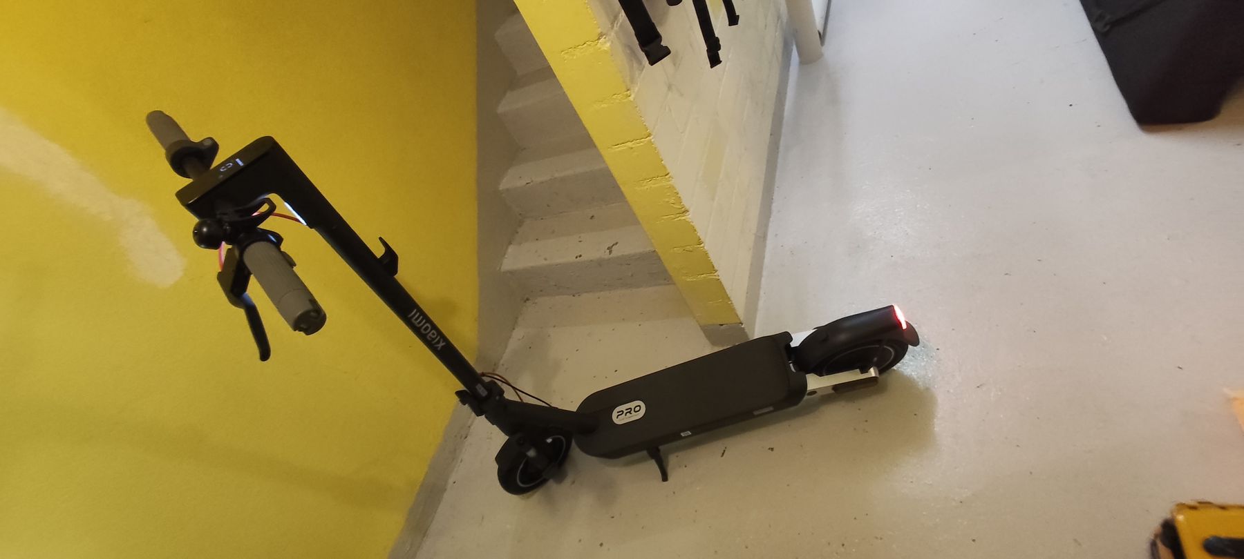 Scooter: Xiaomi E-Scooter 5 Pro – Nuovo (secondo la descrizione) da Mühleberg venduto da Riverinyoureyes 1