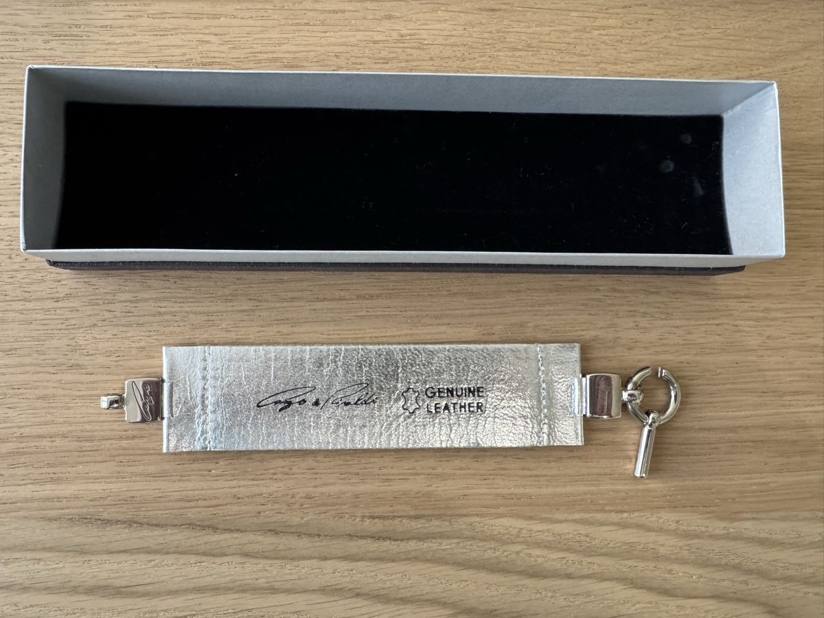Armbänder & -reifen: Armband mit Swarovskisteinen silber – Neu (gemäss Beschreibung) aus Uznach von Martina191185 2