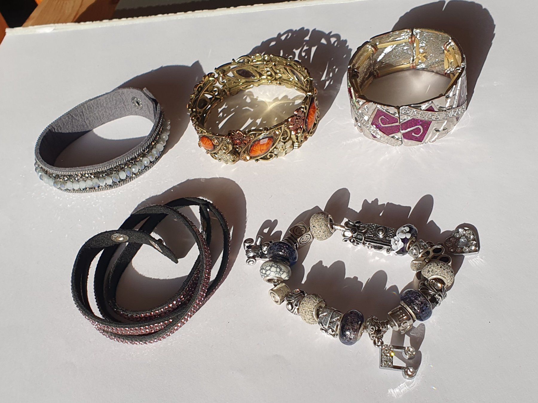 Armbänder & -reifen: Verschiedene Armbänder – Gebraucht aus St. Margarethen TG von Schachmatt 1