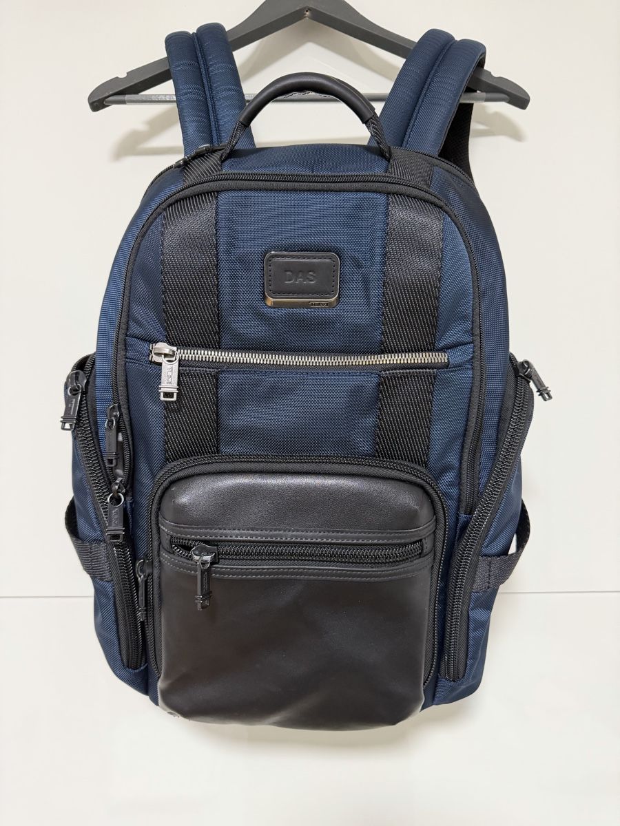 Tumi Rucksäcke: Rucksack Tumi blau Leder Details  – Gebraucht aus Niederbipp von yar_tf6f
