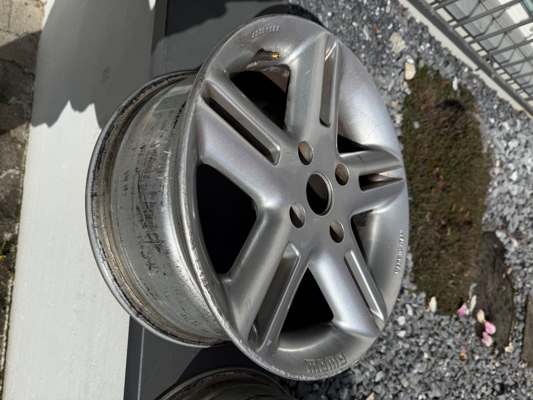 Ford Cerchioni: 4x MOMO ARROW Felgen – Usato da Wallbach venduto da luechma 3
