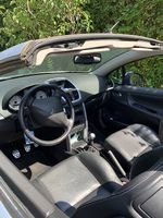 À vendre Peugeot 207 turbo 