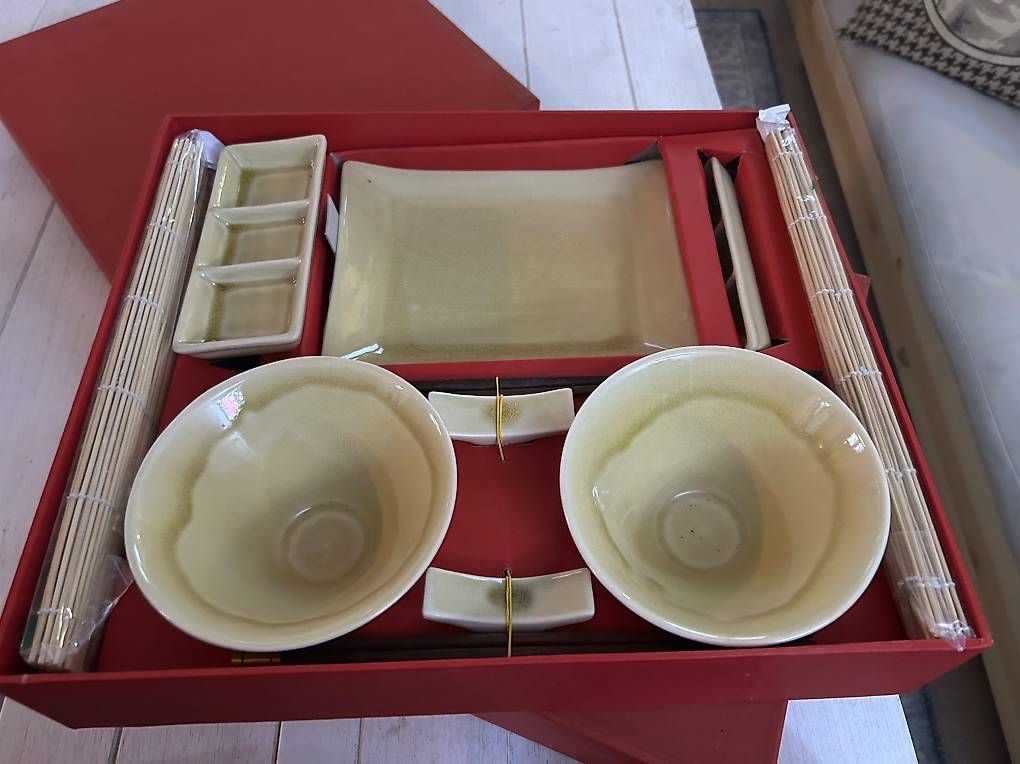 Services de table: Sushi Set – D'occasion à Menziken par carstenbach13