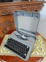 Schreibmaschine Hermes Baby Vintage, voll funktionsfähig