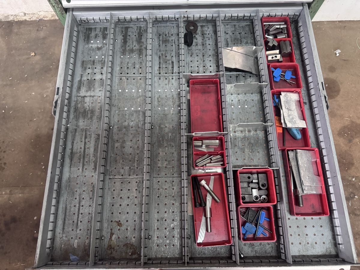 Lista Armadi: Lista Werkzeugschrank mit inhalt – Usato da Fiesch venduto da sch_tl8b 4