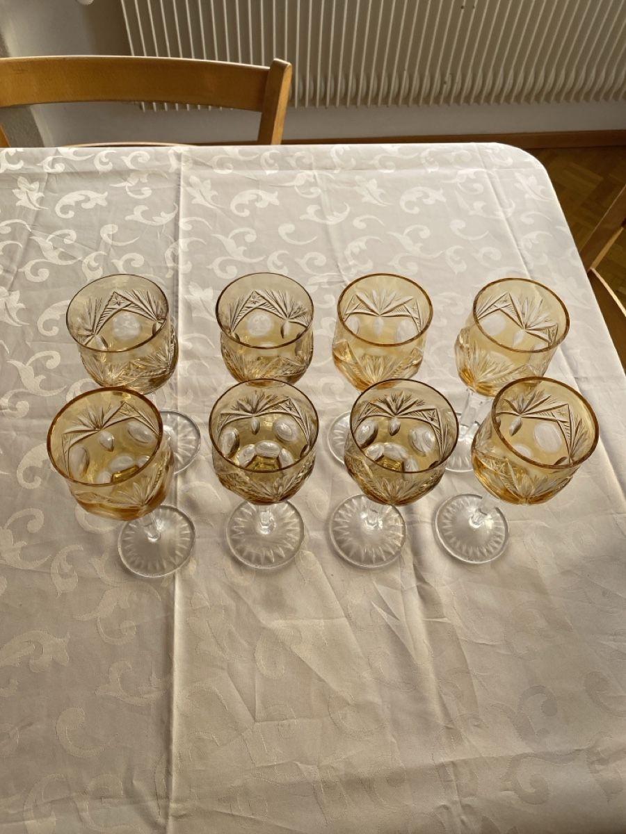 Bicchieri: 8 Kristallgläser gelb – Nuovo e nell'imballaggio originale da Zürich venduto da lar_y9bc