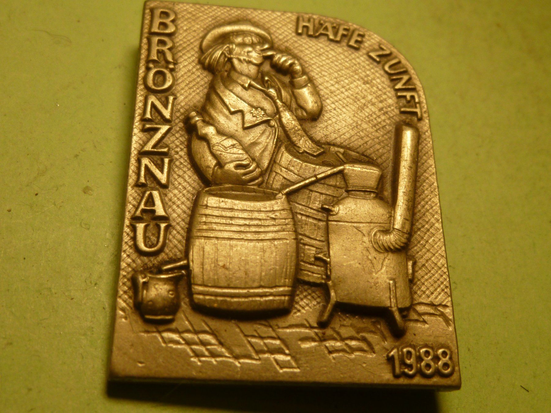 Spille & Fermagli: BRÖNZNAU 1988 SILBER – Usato da Ried (Muotathal) venduto da Mandarin02