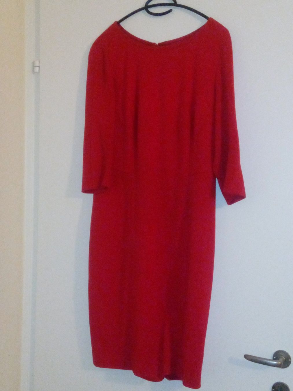 Gerry Weber Kleider: Rotes Kleid mit Rundausschnitt  Marke: Gerry Weber – Gebraucht aus Zürich von Mitzi6 1