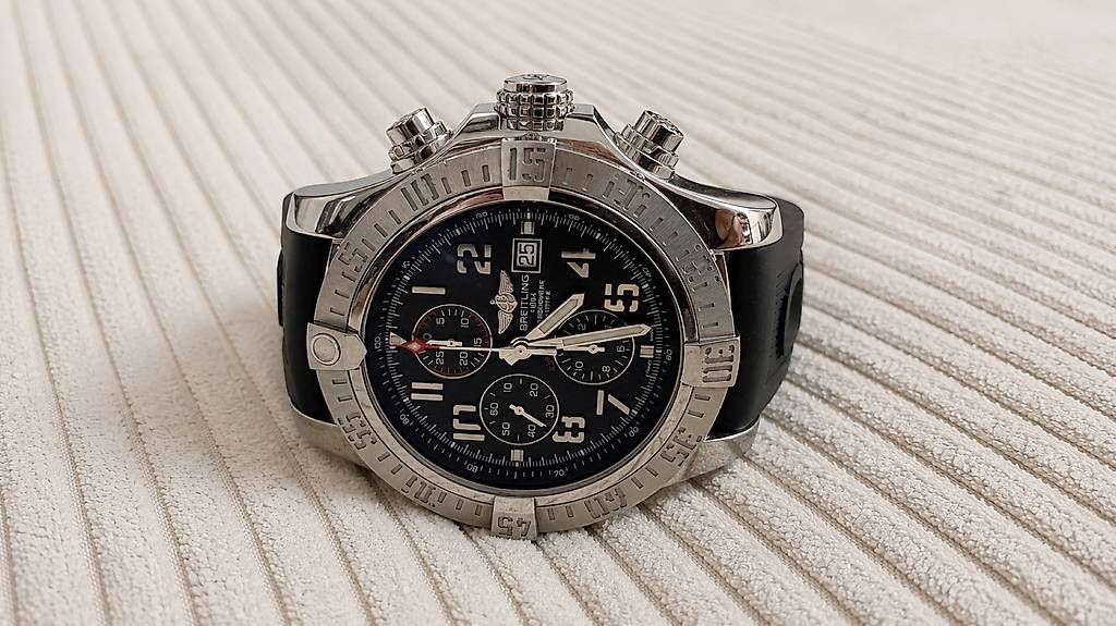 Breitling Orologi: Breitling Super Avenger II Automatik  Chronograph – Usato da Aarwangen venduto da philippe99 1
