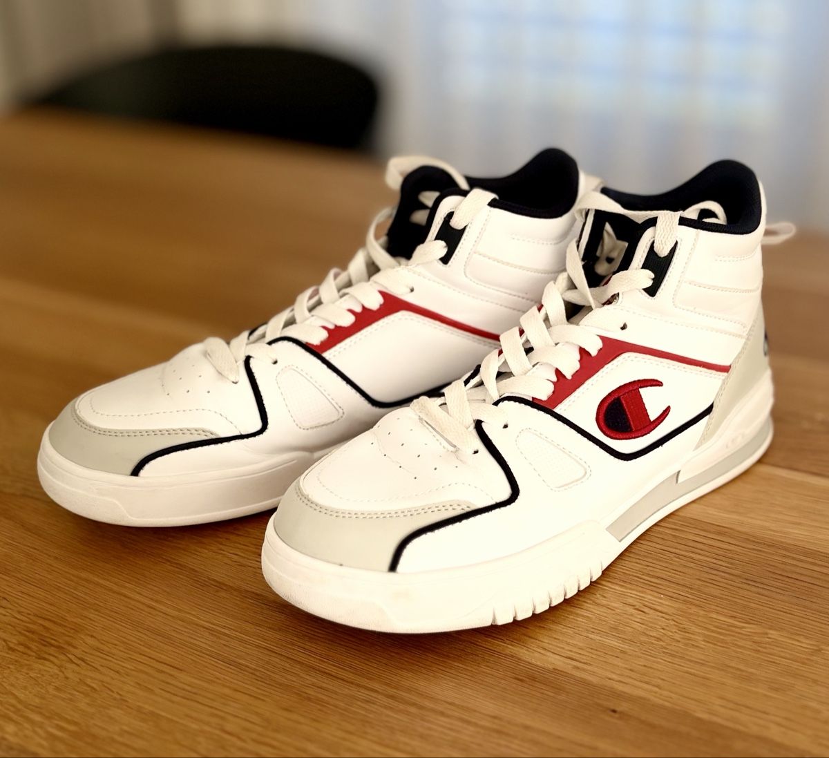 Champion Scarpe da uomo: Turnschuhe Champion Grösse 44  – Usato da Chur venduto da JohnColtrane67 2
