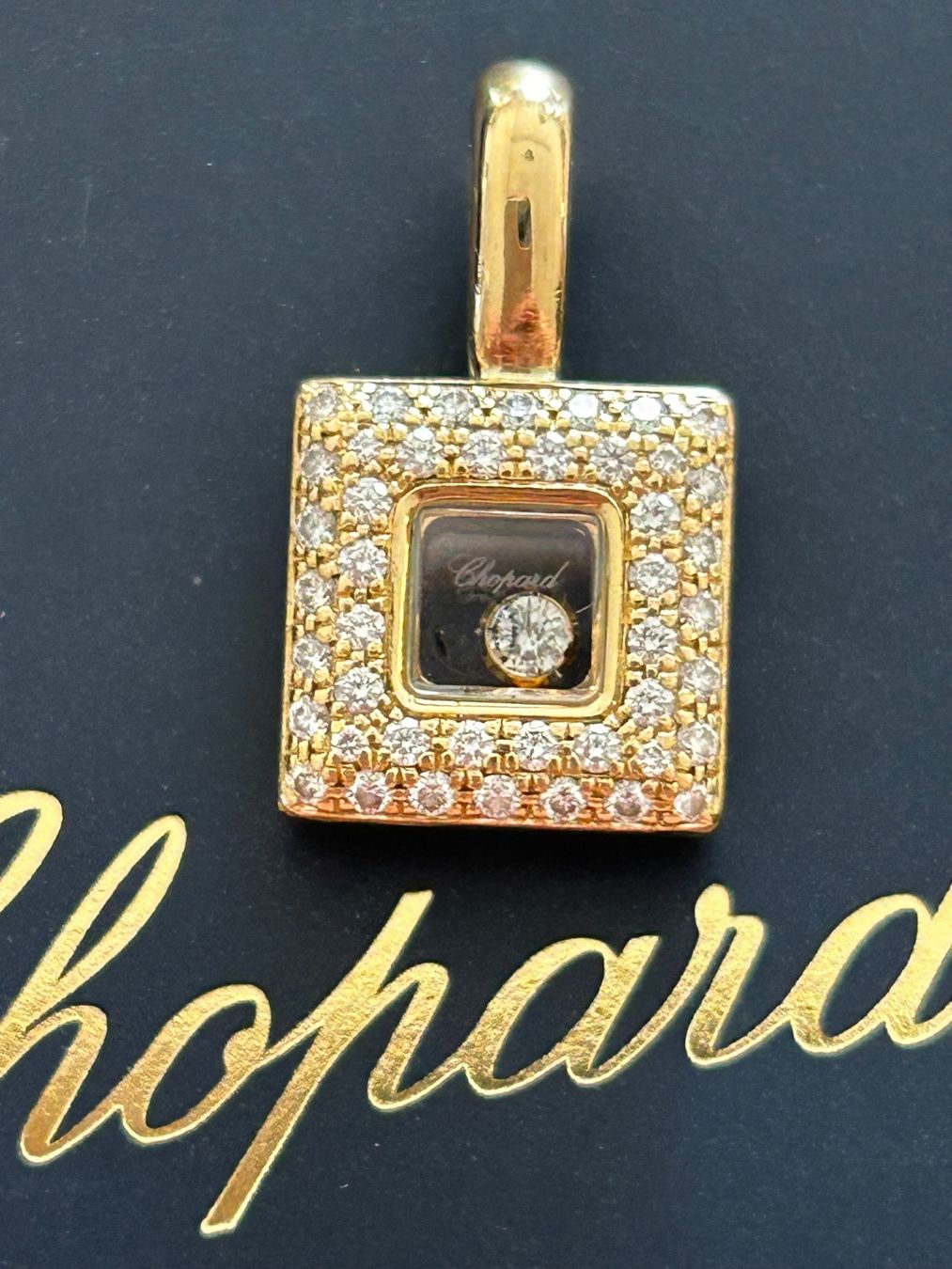 Chopard Ciondoli: CHOPARD CARRE HAPPY DIAMOND – Usato da Roggwil BE venduto da Viking72 1