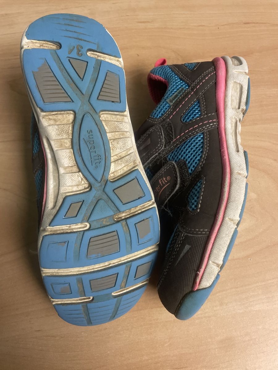 Superfit Chaussures filles: Superfit Schuhe Gr. 34 – D'occasion à Obergerlafingen par cabo4 2