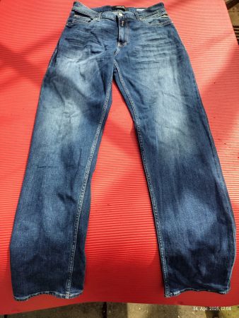 Replay Herren Jeans Gr. 30