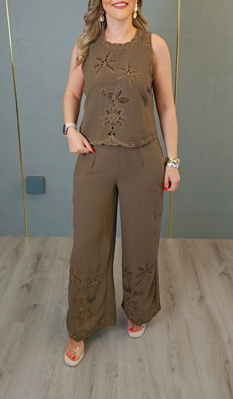 Kleiderpakete: Top und Hose L NEU – Neu und originalverpackt aus St. Gallen von Moda.1