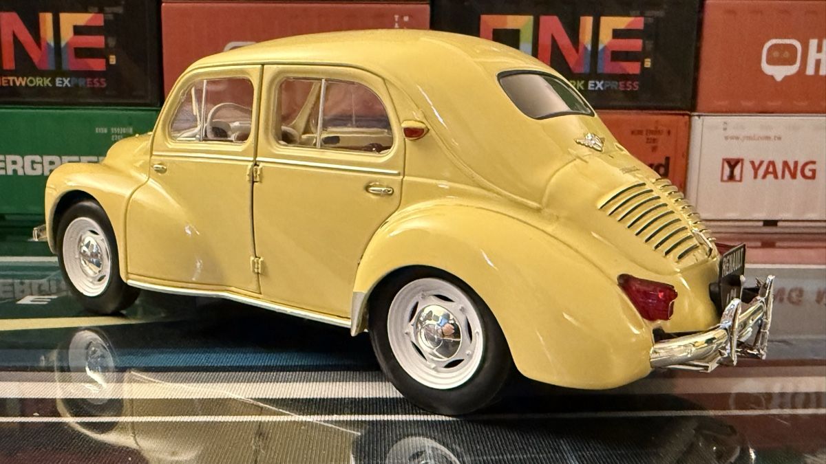 Renault Modellini d'auto: Renault 4 CV Neu – Nuovo (secondo la descrizione) da Basel venduto da Zomeg 1