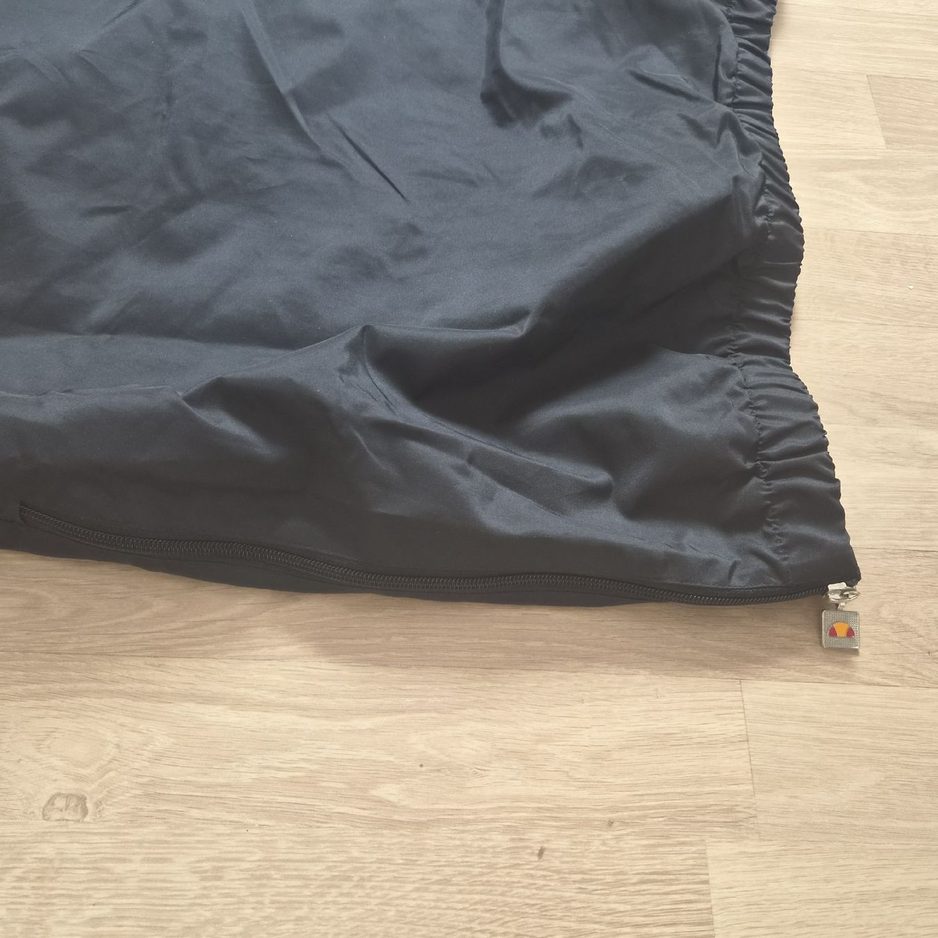 Ellesse Giacche: Ellesse Känguru Regenjacke Schwarz, Grösse M – Nuovo (secondo la descrizione) da Aesch BL venduto da PrestonMesh 5