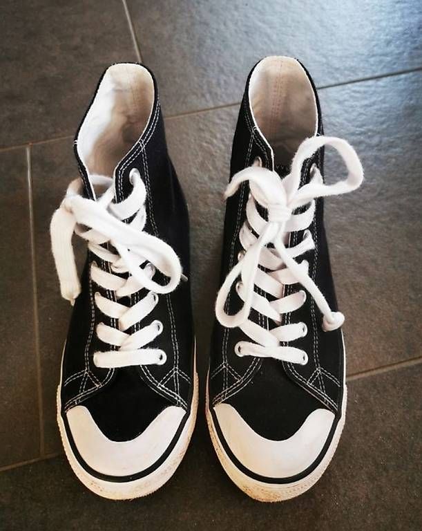 Herrenschuhe: Chucks Grösse 37 – Gebraucht aus Geuensee von claukau 1