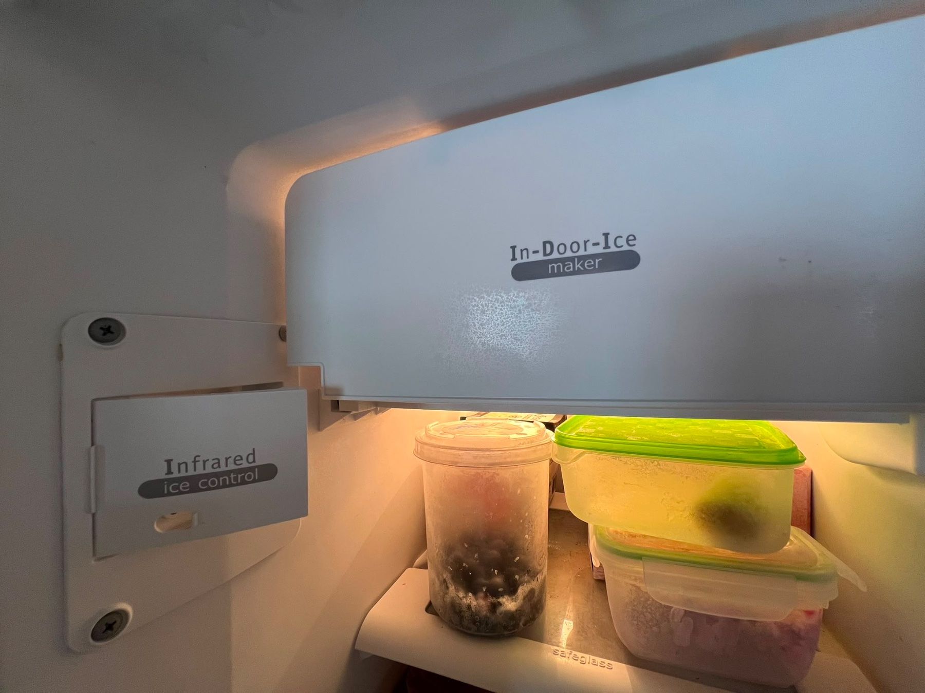 Frigoriferi: Food CenterBauknecht – Usato da Celerina/Schlarigna venduto da 2406ca 9