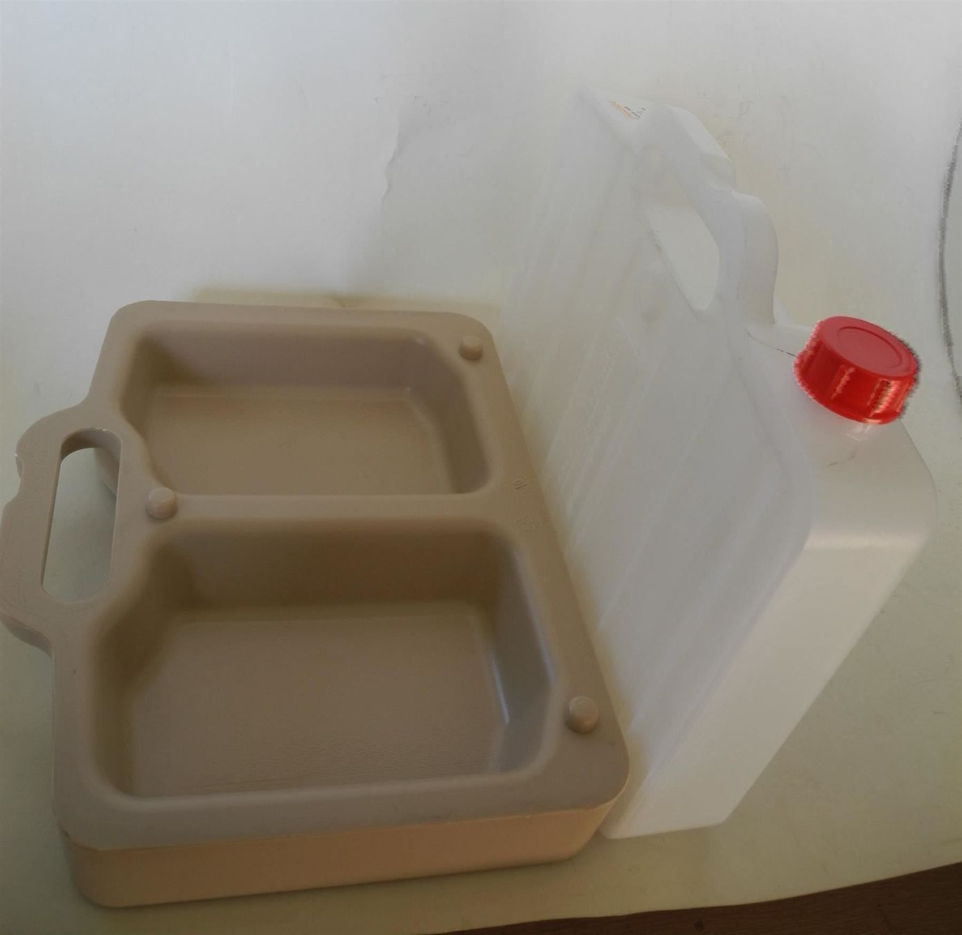 Mangimi: Futter- und Wasserkanister Petbox – Nuovo (secondo la descrizione) da Kottwil venduto da Crazyrolf 3