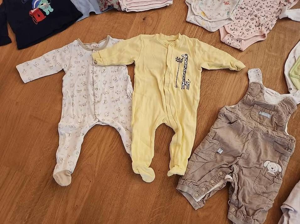 Lotti & Set di vestiti: Kleiderpaket in Grösse 62/68 – Usato da Winterthur venduto da kyubi 4