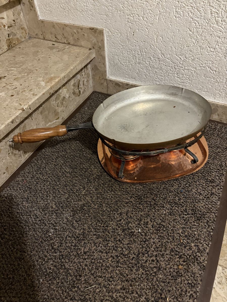 Pfannen: Crêpe Suzette Pfanne – Gebraucht aus Neuägeri von mai_9nd6 1