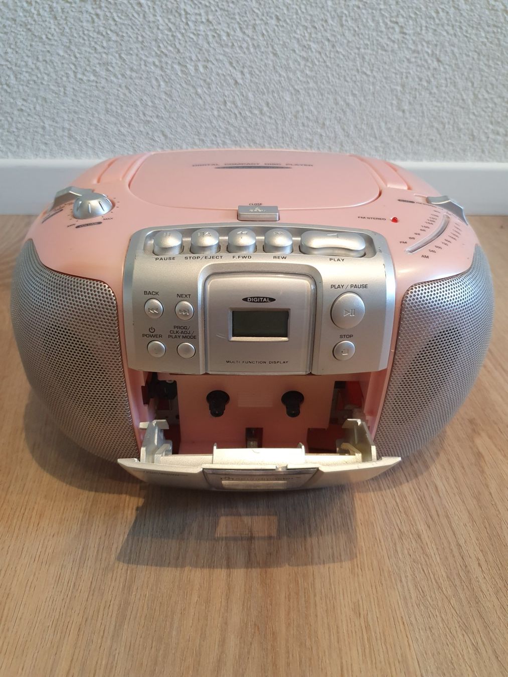 Audio- & Mediensysteme: CD und Kasettenradio – Gebraucht aus Frauenfeld von Thomas_m79 1
