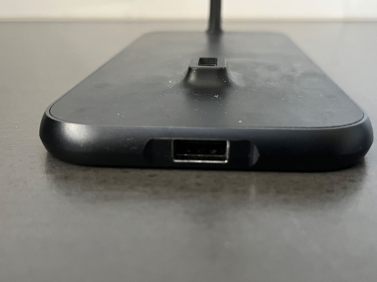 Caricabatterie: Station de charge multiple, Zens, 4 connecteurs - 20W, noir – Usato da Chavornay venduto da HDesH 3