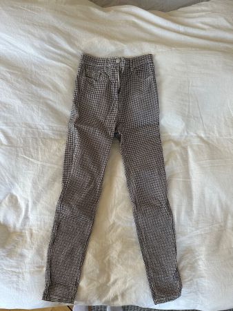 Stradivarius Hose Gr. 36 High Waist