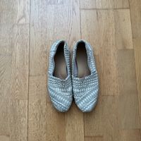 Toms