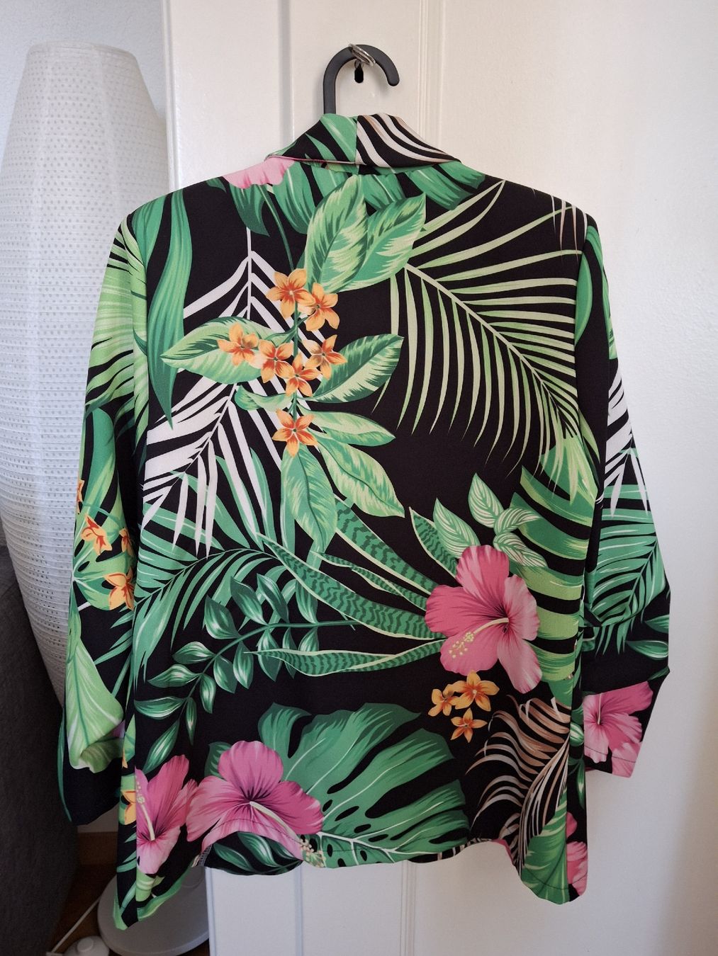 Giacche: Blazer jungle M – Usato da Lausanne venduto da Cognitia 1